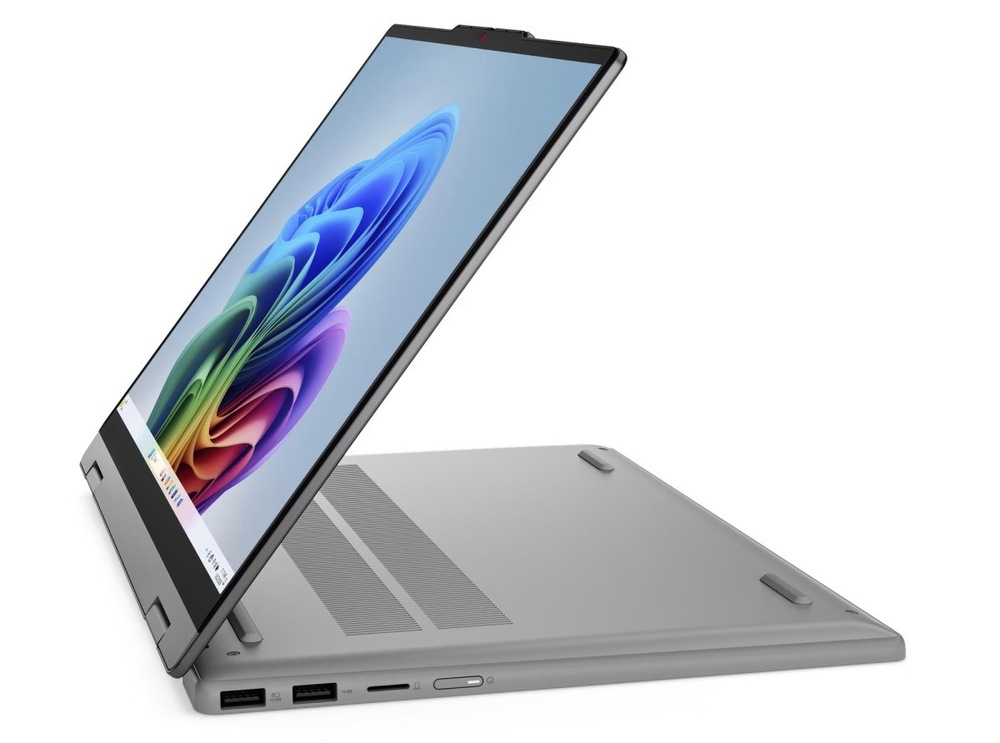 Notebook Lenovo IdeaPad 5 2-in-1 14AGP11 postavený do pozice prezentace