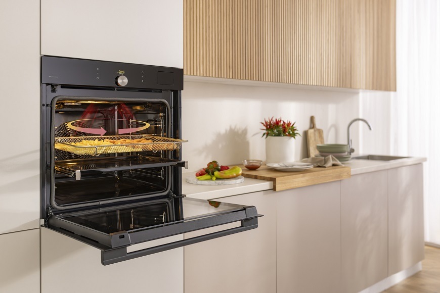 Trouba Gorenje G800 BSA6138B černá Vestavná trouba Gorenje BSA6138B, černá, AirFry