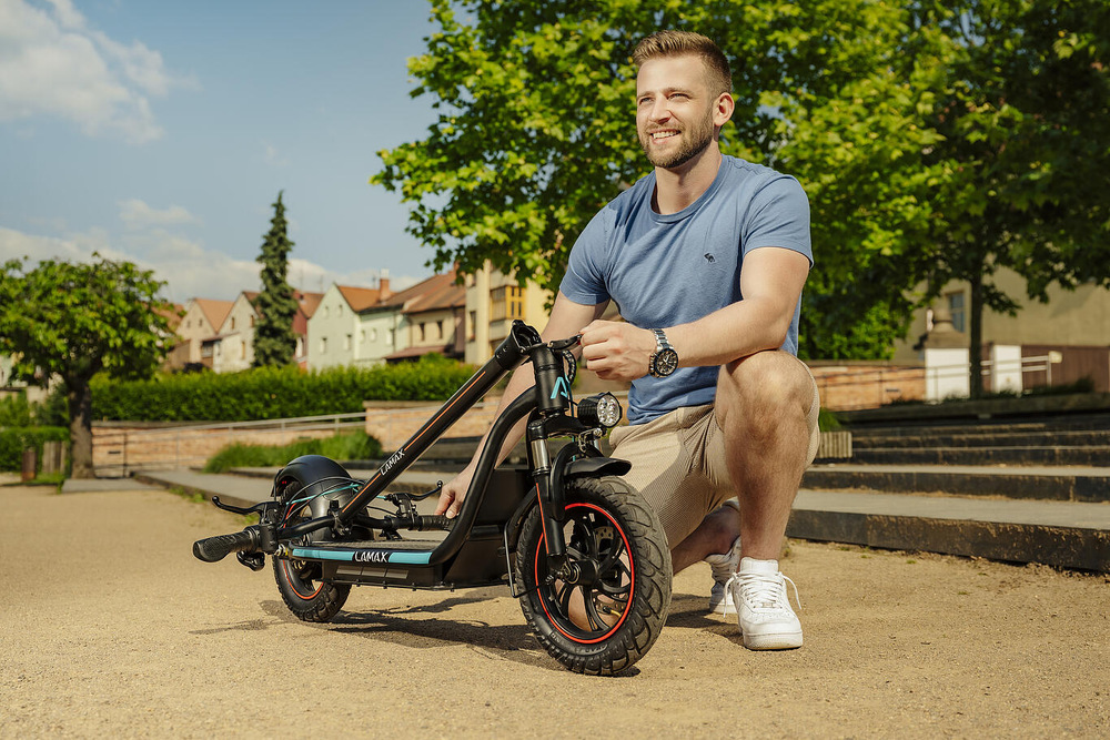 Elektrická koloběžka LAMAX eLander SA50 Elektrická koloběžka LAMAX eLander SA50