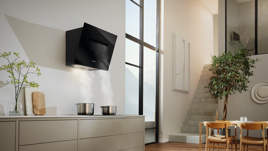 Odsavač par Miele DAH 1650 Active obsidian černý Odsavač par Miele DAH 1650 Active obsidian černý