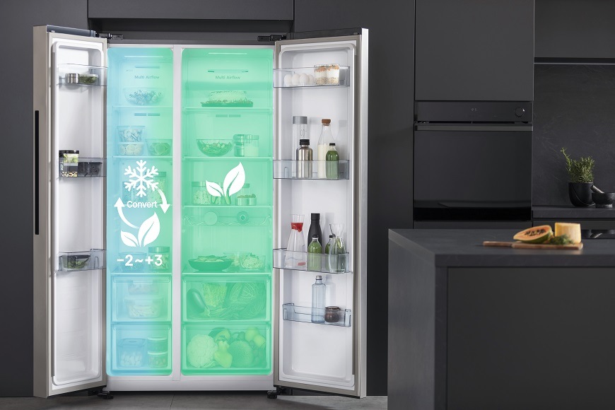 Americká chladnička Hisense RS711N4WFE, černá, Total NoFrost