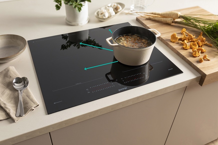 Indukční varná deska Gorenje GI8432BSCWF, černá, Vařte efektivně a plynule díky inovativní funkcí PowerShift