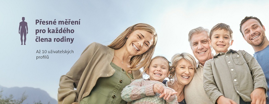 Usměvavá rodina na ilustračním snímku k váze ETA Tracey. Text v obrázku zdůrazňuje přesné měření pro každého člena rodiny a paměť až pro 10 uživatelských profilů