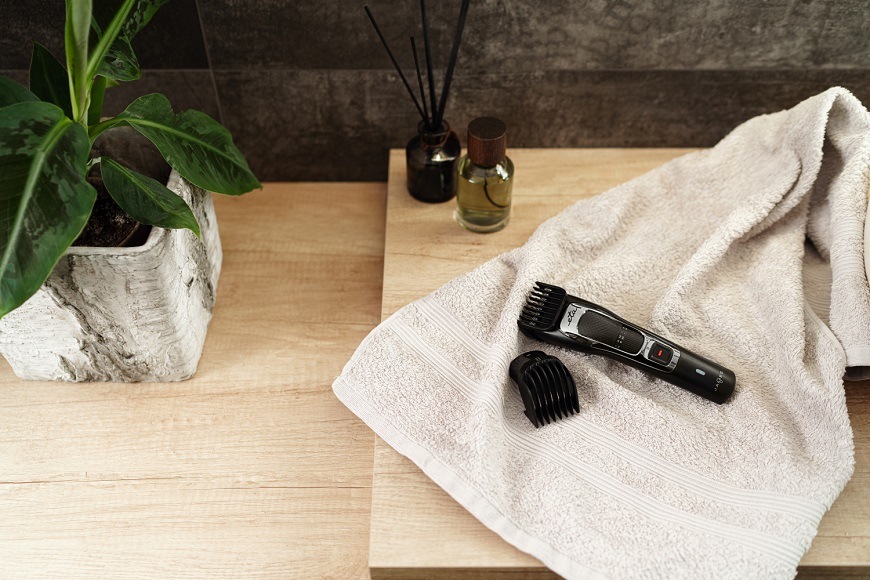 Zastřihovač vousů ETA James 6341 90000 černý Zastřihovač vousů ETA James 6341 90000 černý