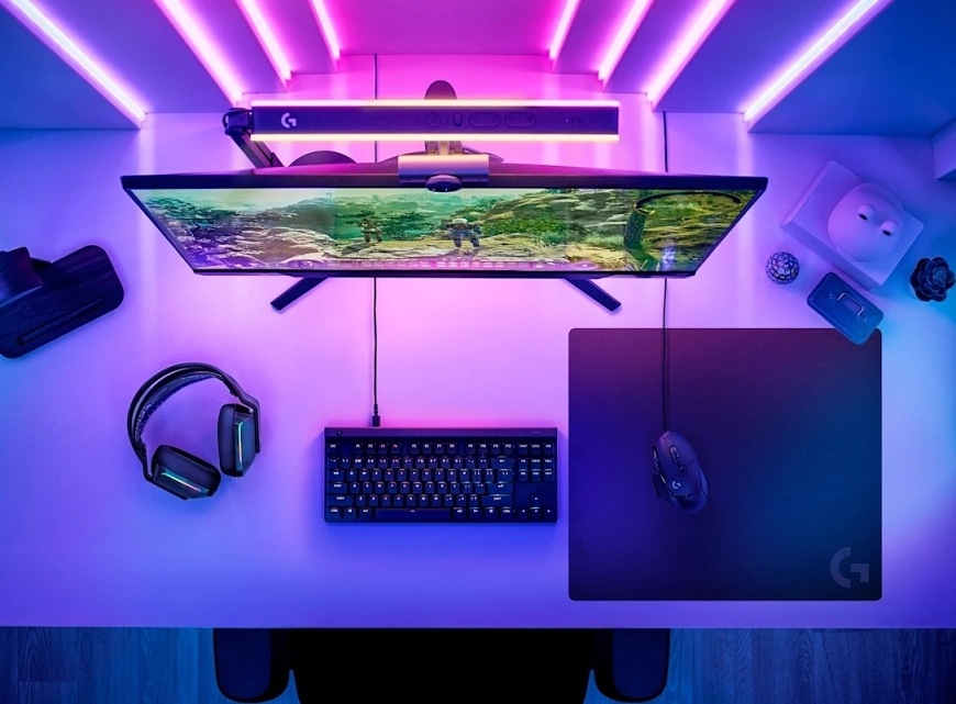 Podložka pod myš Logitech G740 Gaming Mouse Pad - EWR2 černá Logitech G740 Gaming Mouse Pad – podložka na herním stole