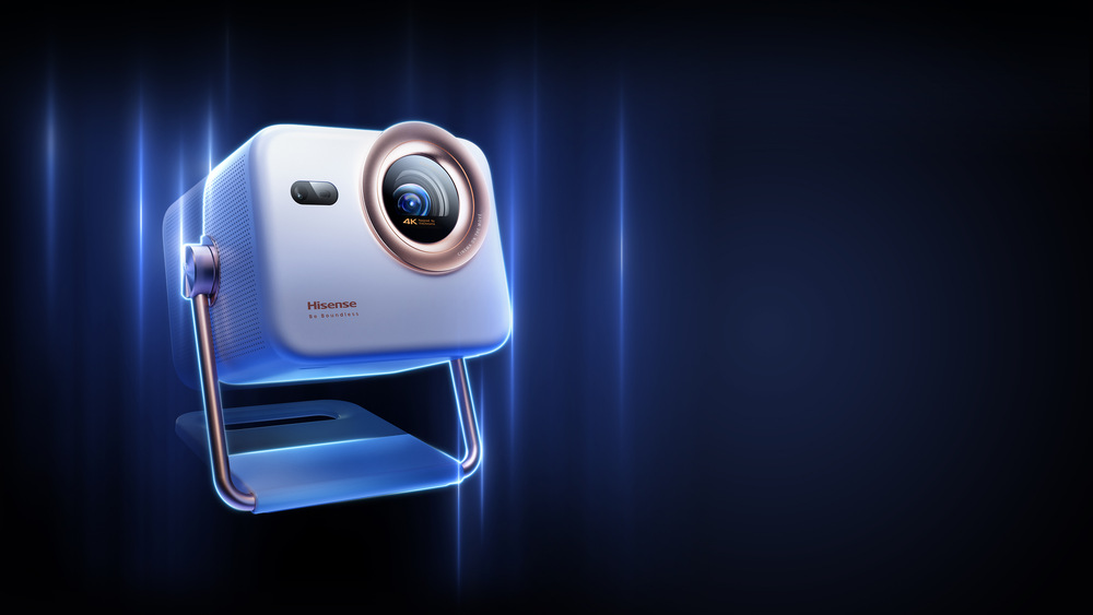 Laser TV Hisense M2SE PRO na tmavém pozadí se světelnými proužky znázorňující jas