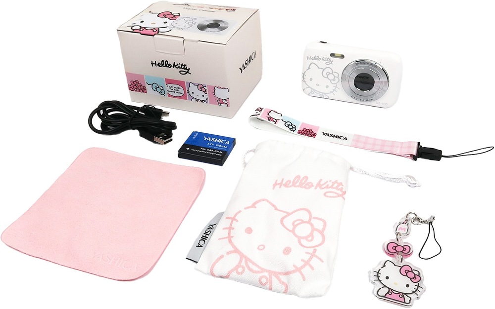 Fotoaparát Yashica x Hello Kitty DZ-100 s příslušenstvím