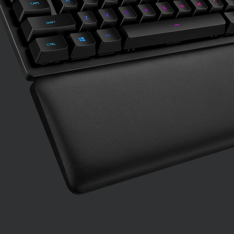 Klávesnice Logitech Gaming G513 Lightsync RGB Mechanical GX Red Linear, US černá Klávesnice Logitech Gaming G513 Lightsync RGB Mechanical GX Red Linear, US černá