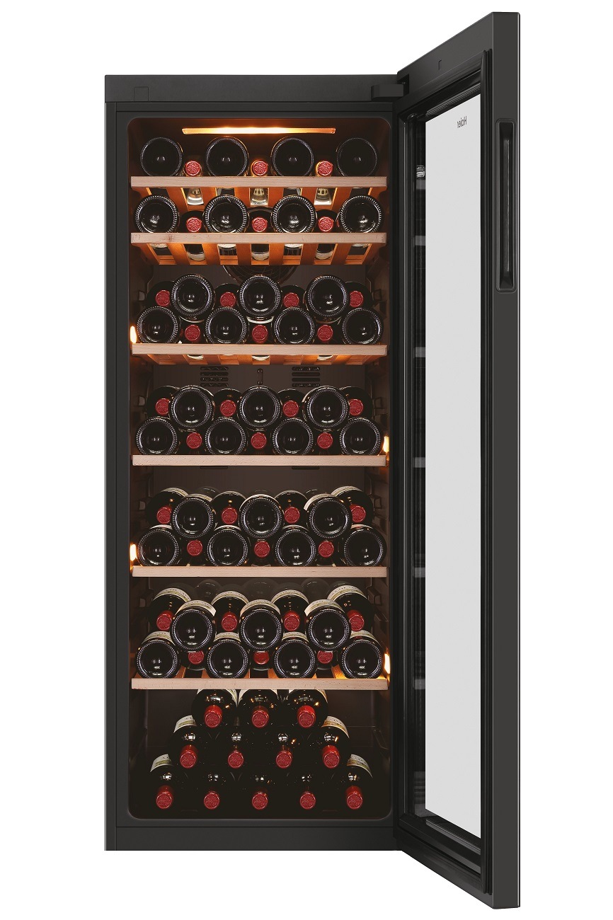 Vinotéka Haier HWS84GA černá