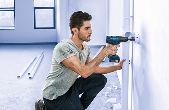 Aku vrtačka Bosch Professional GSB180-LI+2x2.0+case 0.601.9F8.307 (s baterií) Aku vrtačka Bosch Professional GSB180-LI+2x2.0+case 0.601.9F8.307 (s baterií)