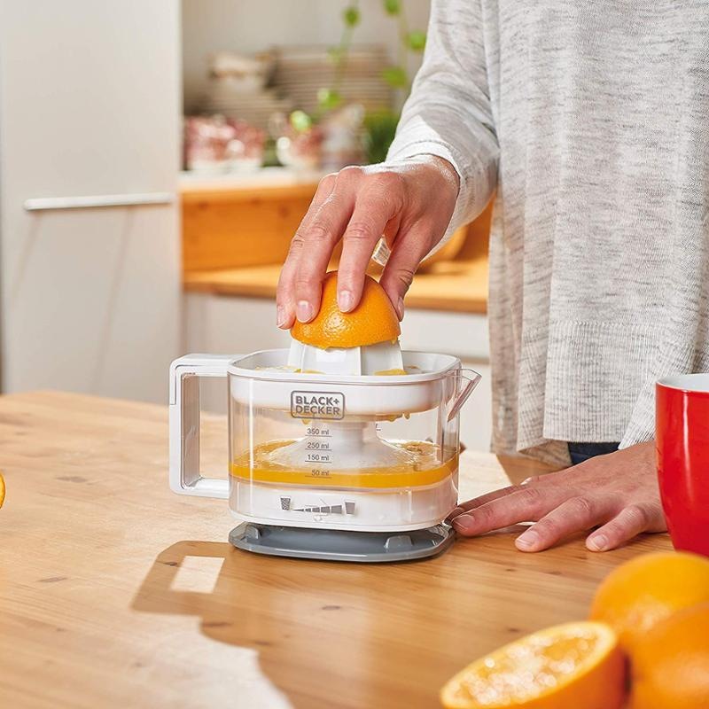 Lis na citrusy Black+Decker BXCJ25E černý/bílý Lis na citrusy Black+Decker BXCJ25E černý/bílý