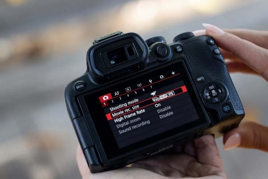 Digitální fotoaparát Canon EOS R10, tělo černý Canon EOS R10, černá