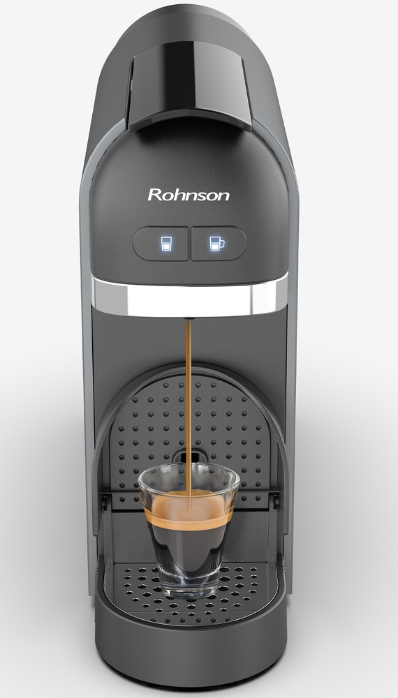 Kávovar Rohnson na kapsle v čelním pohledu, espresso stéká do skleněného šálku.