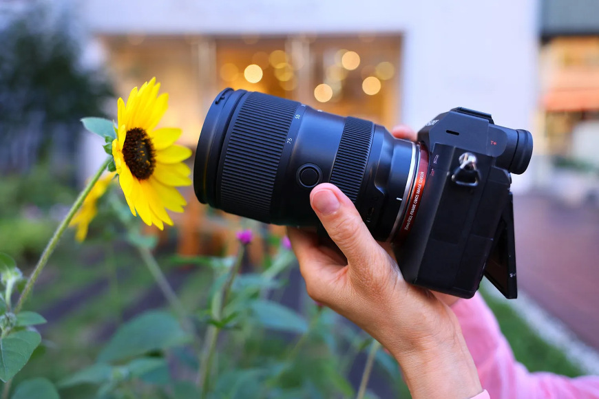Objektiv Tamron 28-75 mm F/2.8 Di III VXD G2 (Nikon Z) černý Tamron 28–75 mm f/2.8 Di III VXD G2 (Nikon Z)