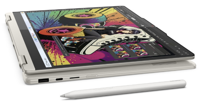 Notebook Lenovo Yoga 7 2-in-1 14AKP10 béžový Lenovo Yoga 7 2-in-1 14AKP10 v režimu tabletu s přiloženým dotykovým perem