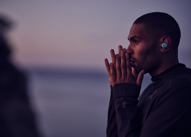 Sluchátka Bang & Olufsen Beoplay E8 Sport modrá Sluchátka Bang & Olufsen Beoplay E8 Sport modrá