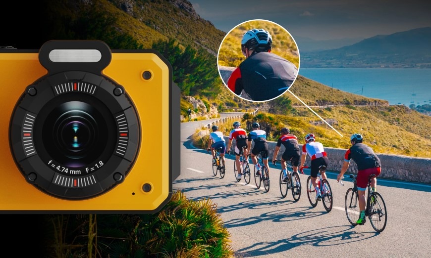 Cyklisté jedoucí po horské silnici na fotce z kompaktu Rollei Sportsline 64 Pro s vysokým rozlišením