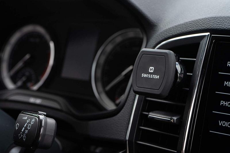 Držák na mobil Swissten M3, magnetický,do ventilace
