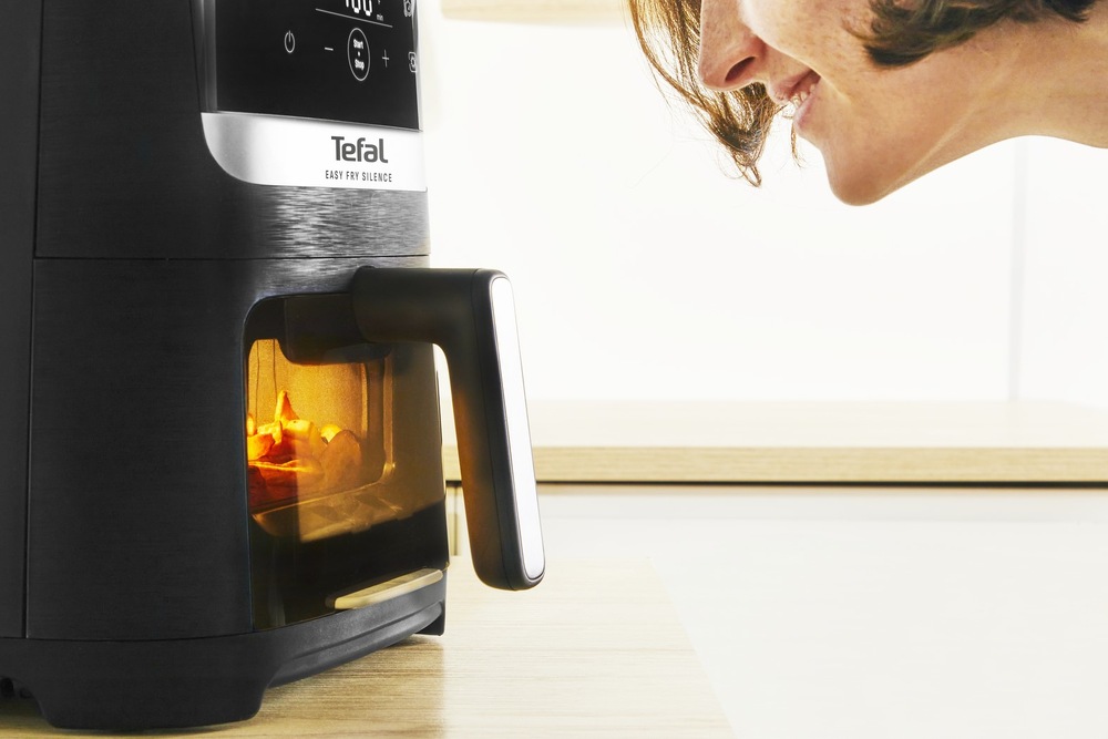 Fritéza horkovzdušná Tefal EY5568E0 Easy Fry Silence černá Fritéza horkovzdušná Tefal EY5568E0 Easy Fry Silence černá