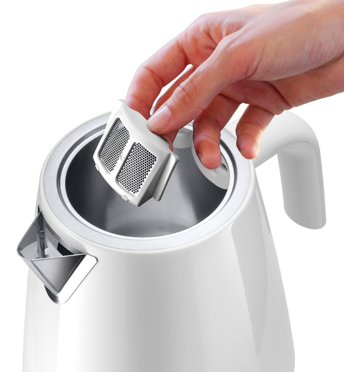 Rychlovarná konvice De'Longhi KBY2011.W Eclettica SpecialTea bílá Rychlovarná konvice Braun KBY2011.W Eclettica SpecialTea
