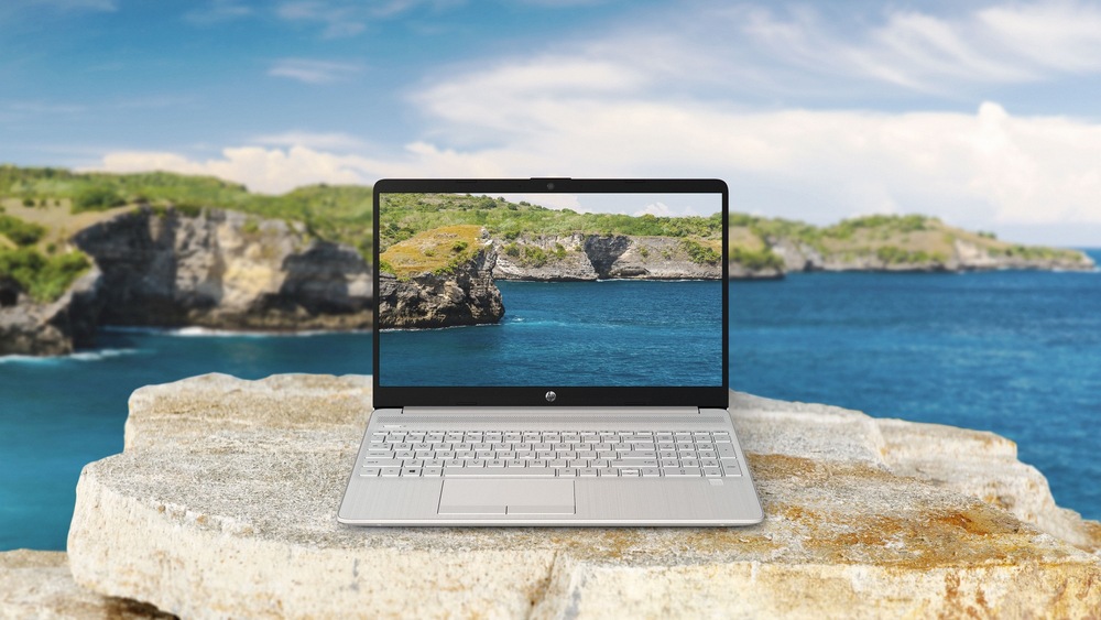 Notebook HP 15s-fq5682nc stříbrný/modrý Notebook HP 15s-fq5682nc stříbrný/modrý