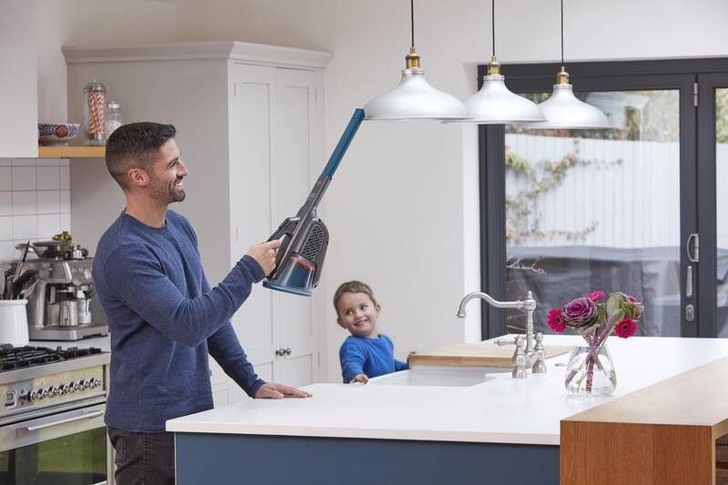 Akumulátorový vysavač Black-Decker Dustbuster SmartTech BHHV320J-QW Akumulátorový vysavač Black-Decker Dustbuster SmartTech BHHV320J-QW