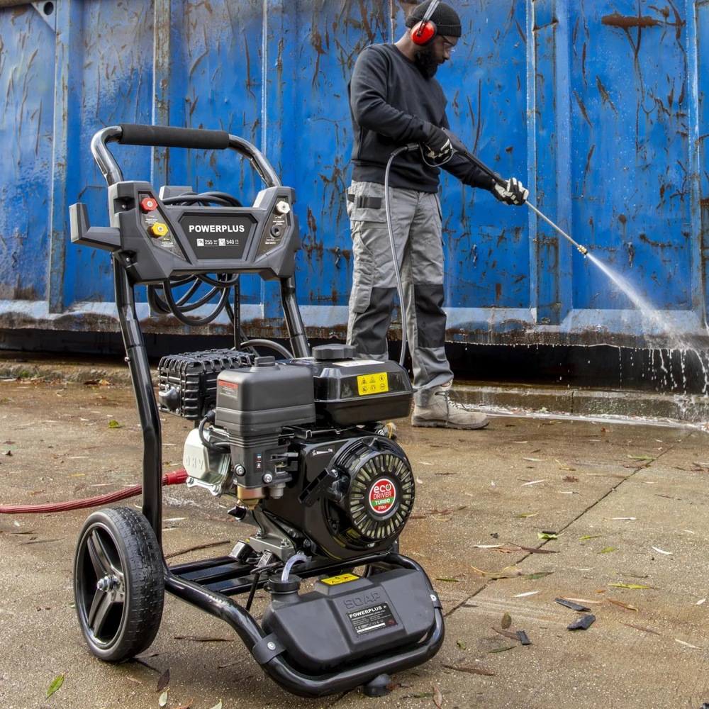 Vysokotlaký čistič POWERPLUS POWXG9090