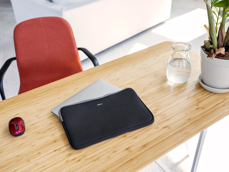 Pouzdro na notebook Trust Primo Soft Sleeve na 11.6" - černé