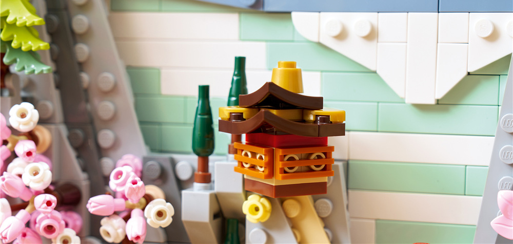 Stavebnice nabízí dospělým kreativní odpočinek a díky aplikaci LEGO Builder poslouží i jako originální dárek.
