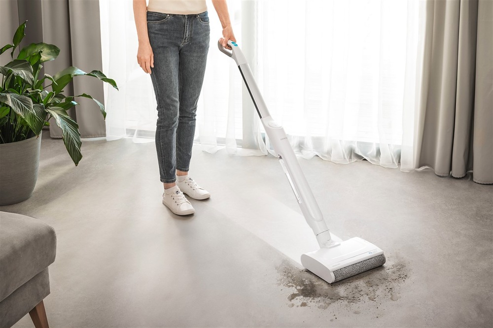 Podlahová myčka Sencor SVW 3500WH bílá Podlahová myčka Sencor SVW 3500WH bílá