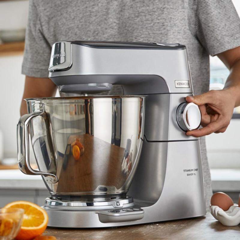Kuchyňský robot KENWOOD Titanium Chef Baker KVL85.224SI stříbrný Kuchyňský robot KENWOOD Titanium Chef Baker KVL85.224SI stříbrný