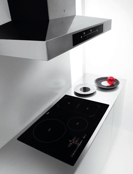 Odsavač par Whirlpool W Collection WHVS 90F LT C K černý