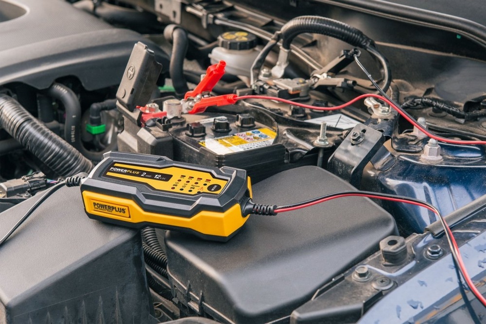 Nabíječka autobaterií POWERPLUS POWX4201 POWERPLUS POWX4201