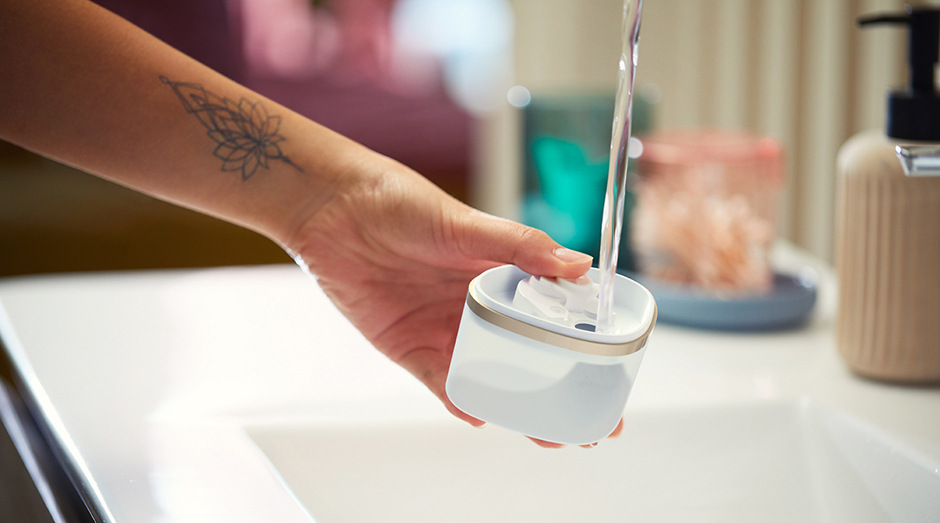 Ruční napařovač oděvů Philips 3000 Series STH3020/10