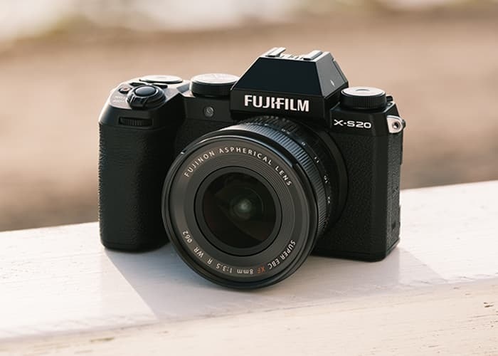 Digitální fotoaparát Fujifilm X-S20 + XC 15-45 mm f/3.5-5.6 OIS PZ černý Fujifilm X-S20 + XC 15–45 mm f/3.5-5.6 OIS PZ, černá