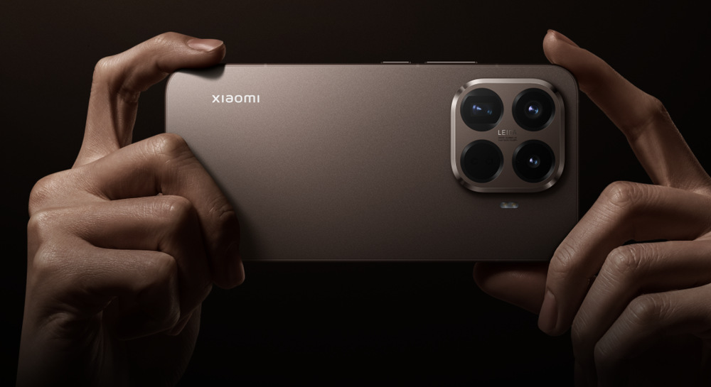 Mobilní telefon Xiaomi 15T Pro 5G 12 GB / 256 GB zlatý Mobilní telefon Xiaomi 15T Pro 5G 12 GB / 256 GB zlatý