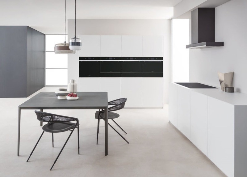Indukční varná deska Whirlpool i100 WF S4160 BF černá Indukční varná deska Whirlpool i100 WF S4160 BF černá