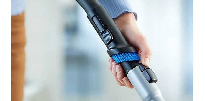 Podlahový vysavač Philips PowerPro Compact FC9331/09