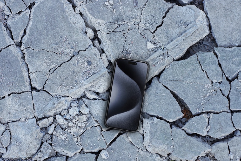 Nalepení ochranné fólie ZAGG Extreme na telefon Nalepení ochranné fólie ZAGG Extreme na telefon