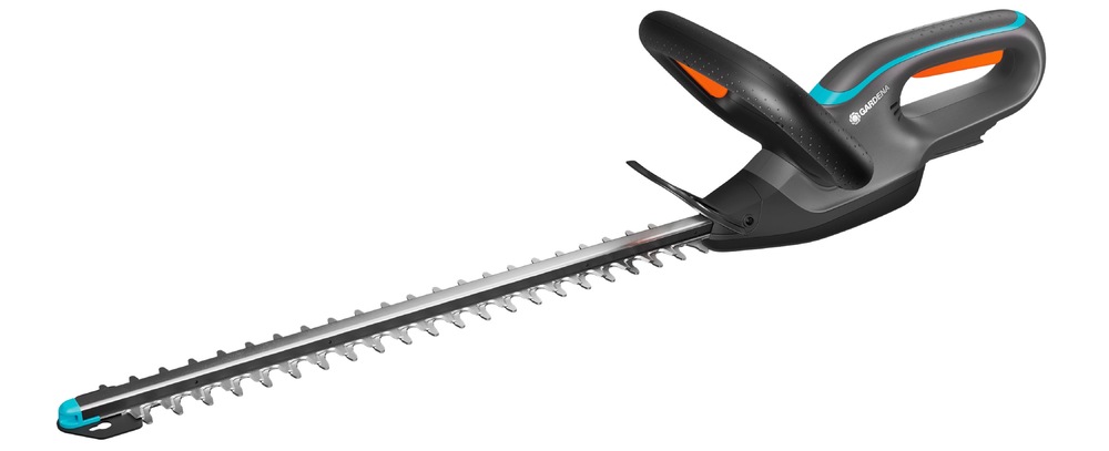 Nůžky na živý plot Gardena EasyCut 45/18V umožňující snadné tvarování větví živých plotů a keřů
