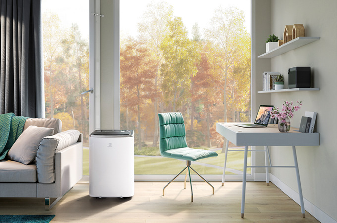 Mobilní klimatizace Electrolux EXP34U338HW šedá/bílá Mobilní klimatizace Electrolux EXP34U338HW šedá/bílá
