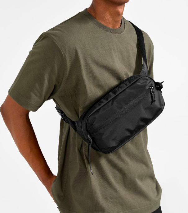 Taška přes rameno tomtoc Aviator - T33 Chest Bag L - černá