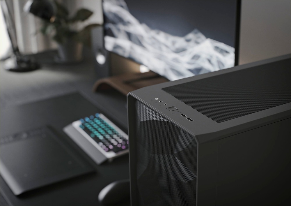 FRACTAL DESIGN Meshify 2 Tempered Glass Light Tint