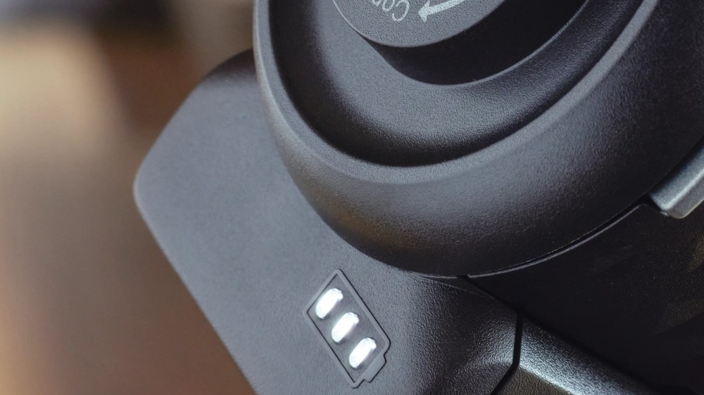 Tyčový vysavač Miele Duoflex HX1 Terra červená