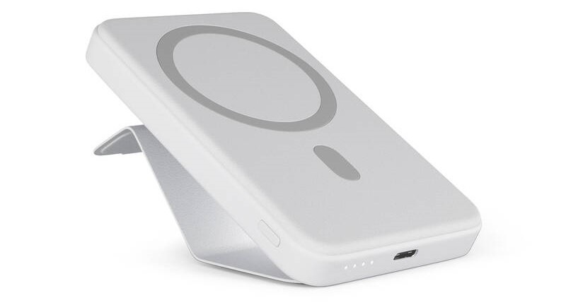 Powerbanka Epico Mag+ Stand 7000mAh bílá Powerbank Epico Mag+ 7 000mAh, stojánek + kabel USB-C/USB-A - bílá