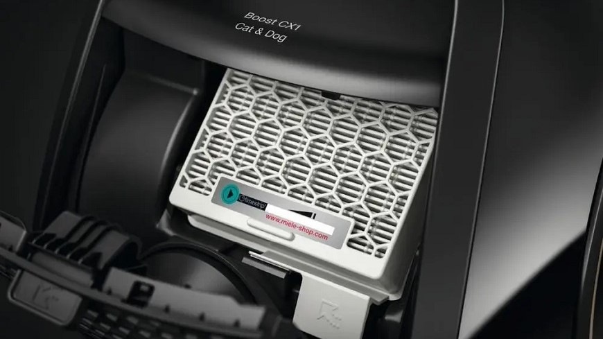 Podlahový vysavač Miele Boost CX1 Cat&Dog černý