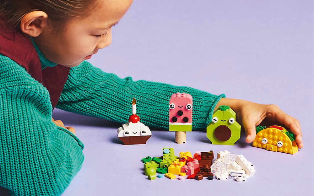 Stavebnice LEGO® Classic 11039 Kreativní jídlo Rychlé stavění umožní během jednoho hraní vyzkoušet více variant a pokaždé vytvořit nový model.