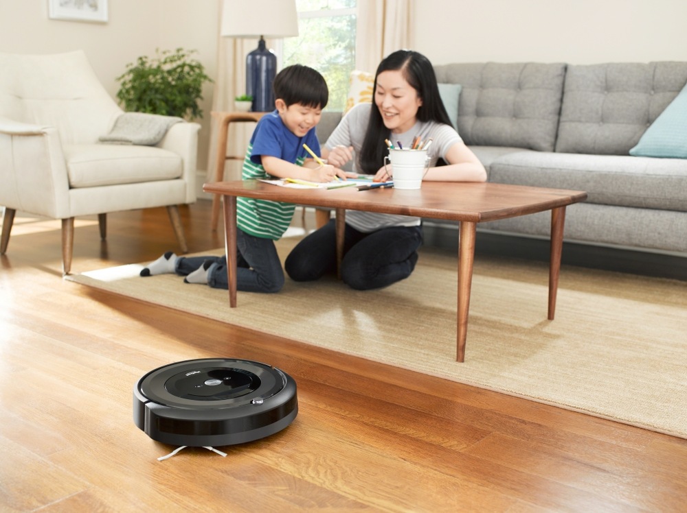 Robotický vysavač iRobot Roomba e5 + iRobot Braava jet 240