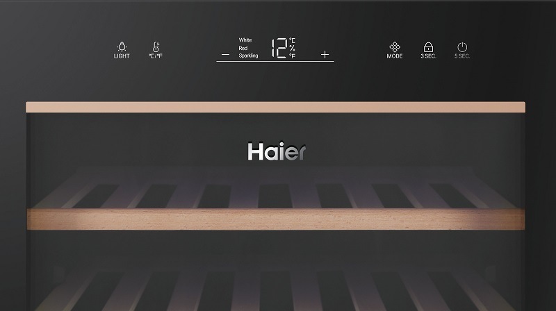 Vinotéka Haier HWS49GA černá Vinotéka Haier HWS49GA černá