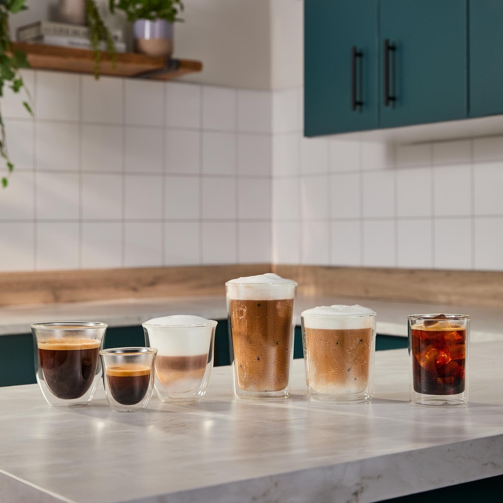 Široká nabídka kávových nápojů s kávovarem De'Longhi ECAM 330.80.BXB Magnifica DUO